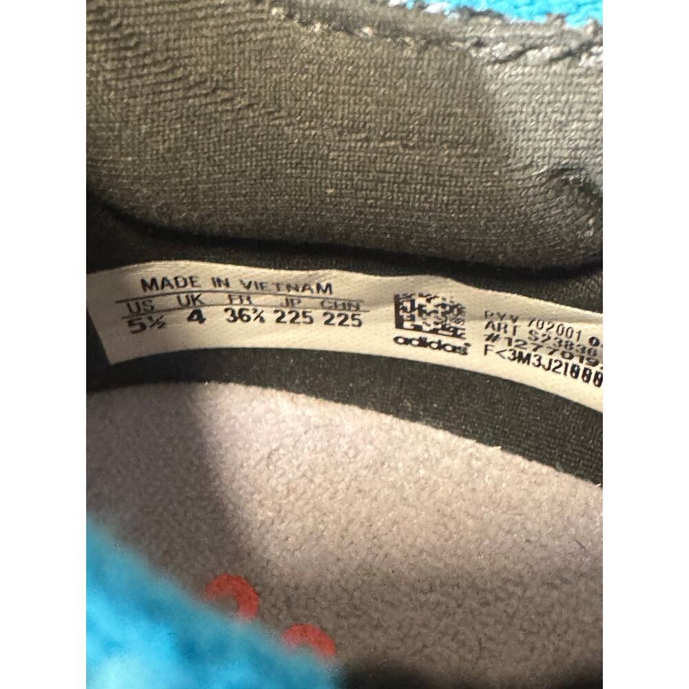 Adidas Women's UltraBoost 21 size 5.5 - Picture 7 of 8
